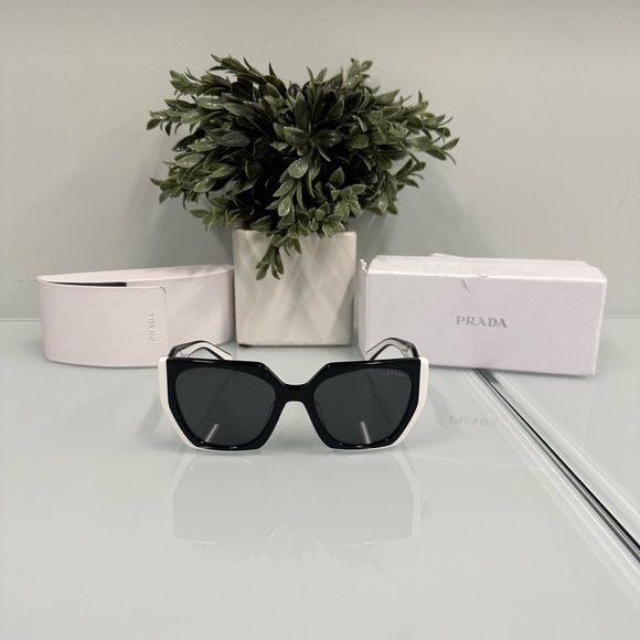 Prada PR 15WS - 09Q5S0 Sunglasses 54mm Black and White Prada Sunglasses - Picture 3 of 5